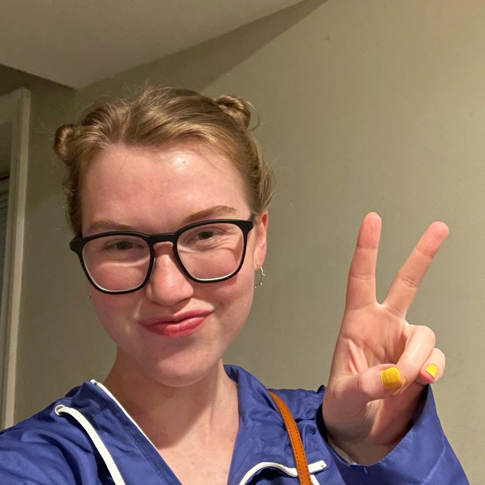 Meet your Posher, Nicole